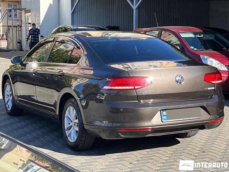 Volkswagen Passat 12 automobil-interauto