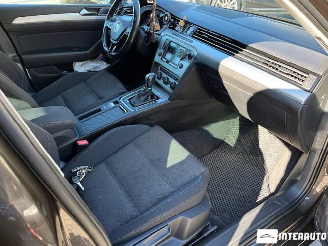 Volkswagen Passat 31 interauto-car