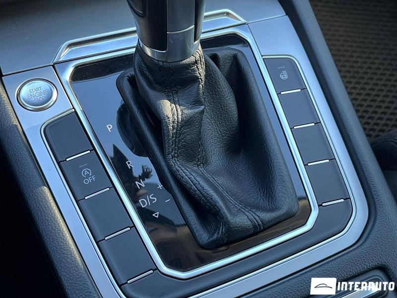 Volkswagen Passat 21 automobil-interauto