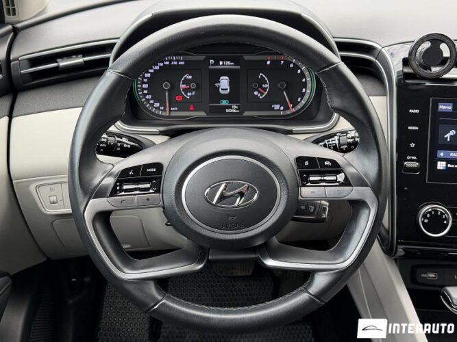 Hyundai Tucson 36 interauto-car