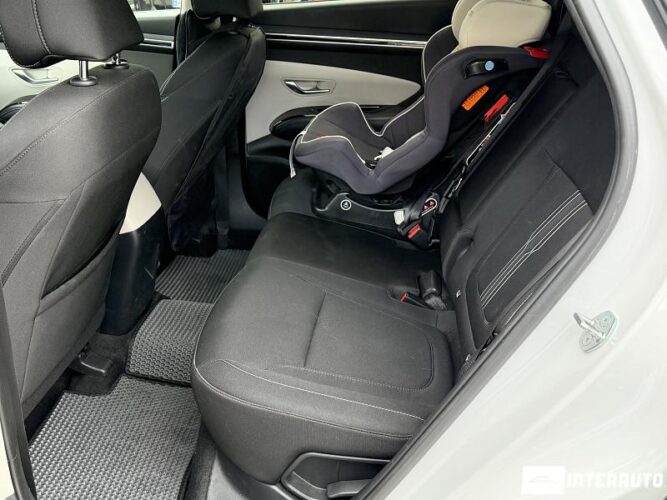 Hyundai Tucson 40 interauto-car