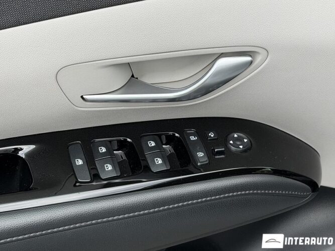 Hyundai Tucson 34 interauto-car