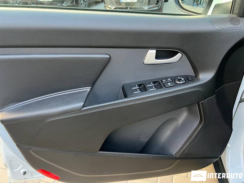 Kia Sportage 15 automobil-interauto