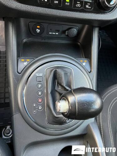 Kia Sportage 36 interauto-car