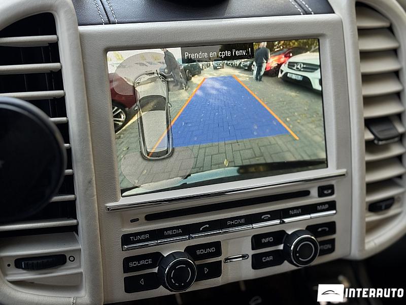 Porsche Cayenne Turbo 25 automobil-interauto