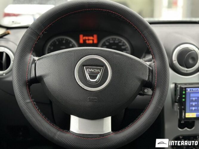 Dacia Duster 32 interauto-car