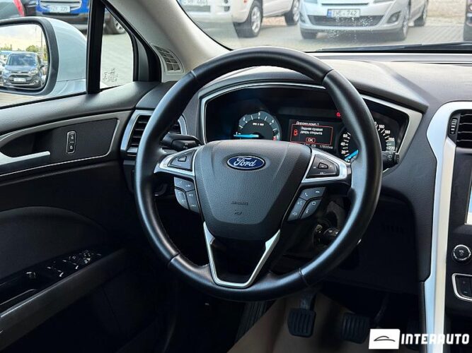 Ford Mondeo 35 interauto-car