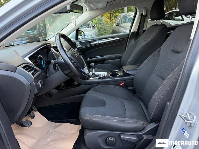 Ford Mondeo 31 interauto-car
