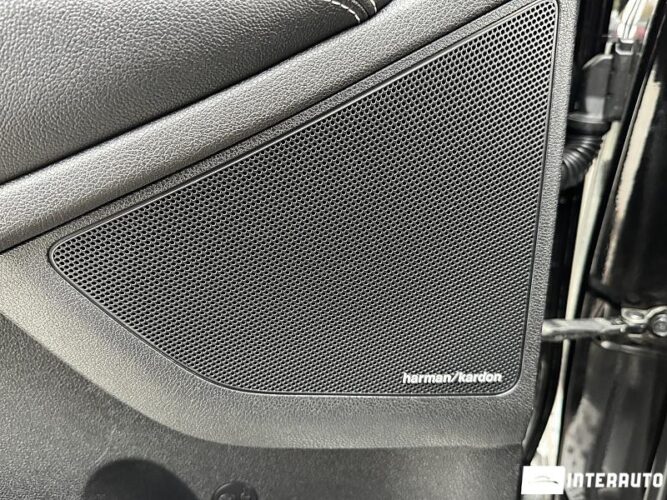 Kia Sorento 61 interauto-car