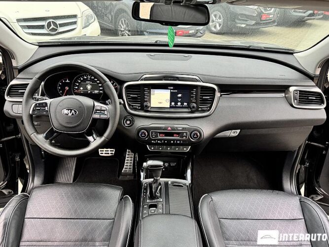 Kia Sorento 46 interauto-car