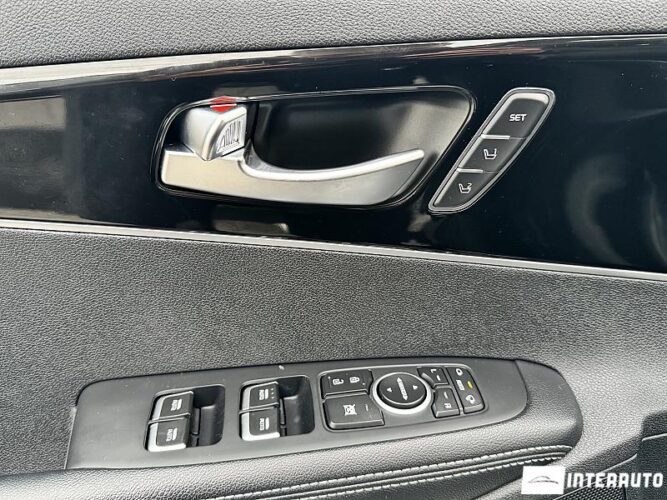 Kia Sorento 62 interauto-car