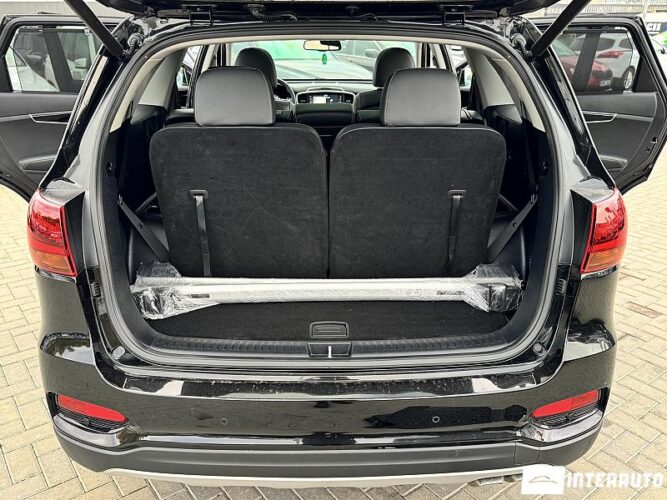 Kia Sorento 69 interauto-car