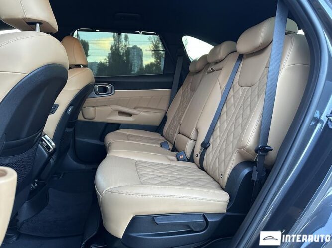 Kia Sorento 57 interauto-car