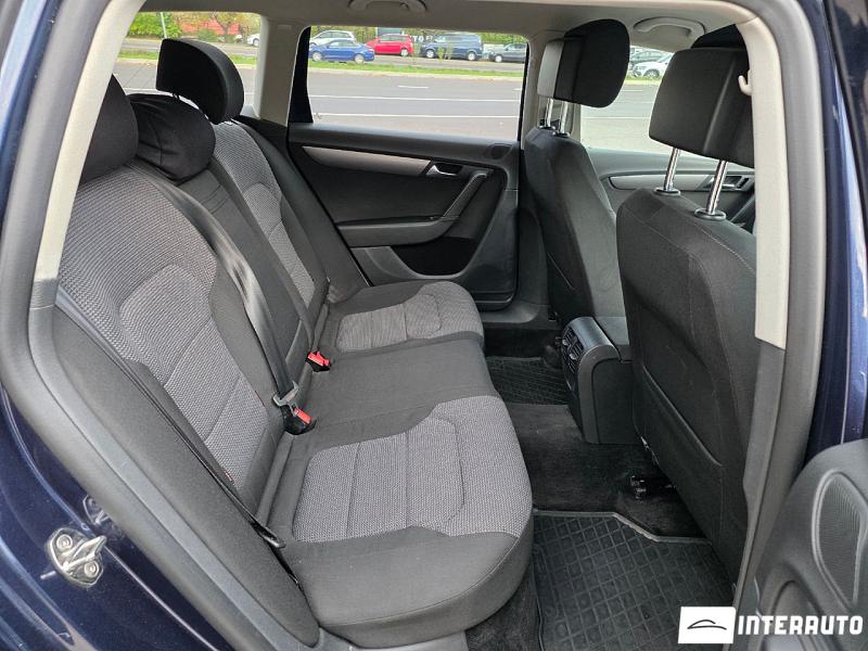 Volkswagen Passat 22 automobil-interauto