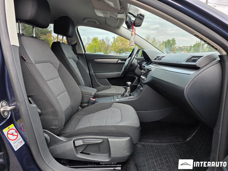 Volkswagen Passat 21 automobil-interauto