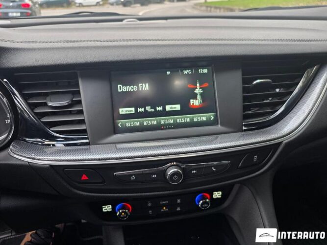 Opel Insignia 38 interauto-car