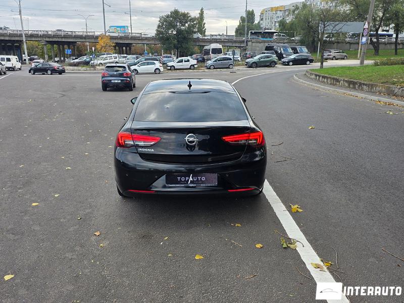 Opel Insignia 17 automobil-interauto