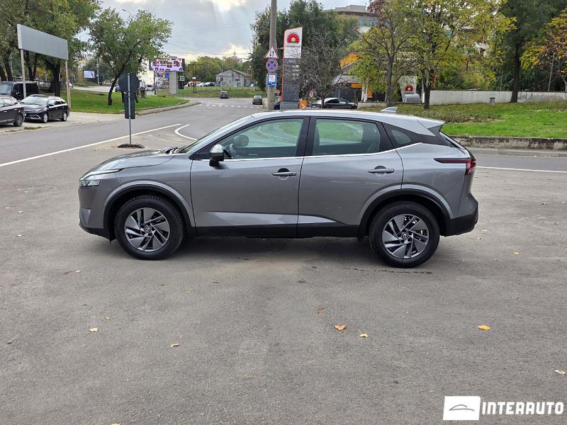 Nissan Qashqai 15 automobil-interauto