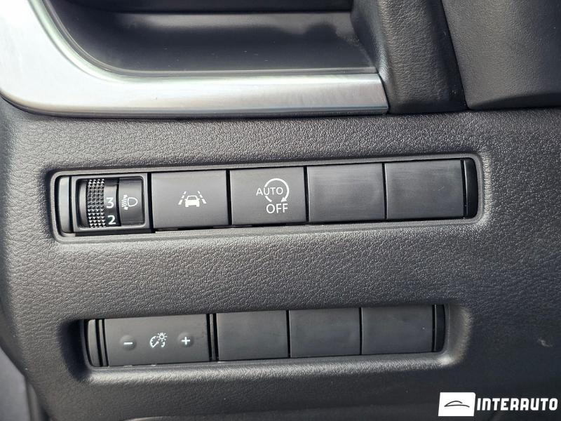 Nissan Qashqai 26 automobil-interauto