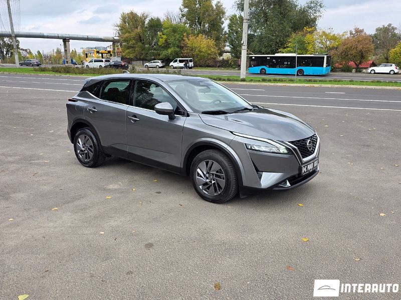 Nissan Qashqai 13 automobil-interauto