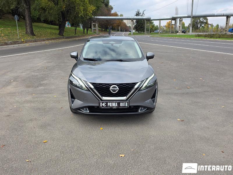 Nissan Qashqai 12 automobil-interauto