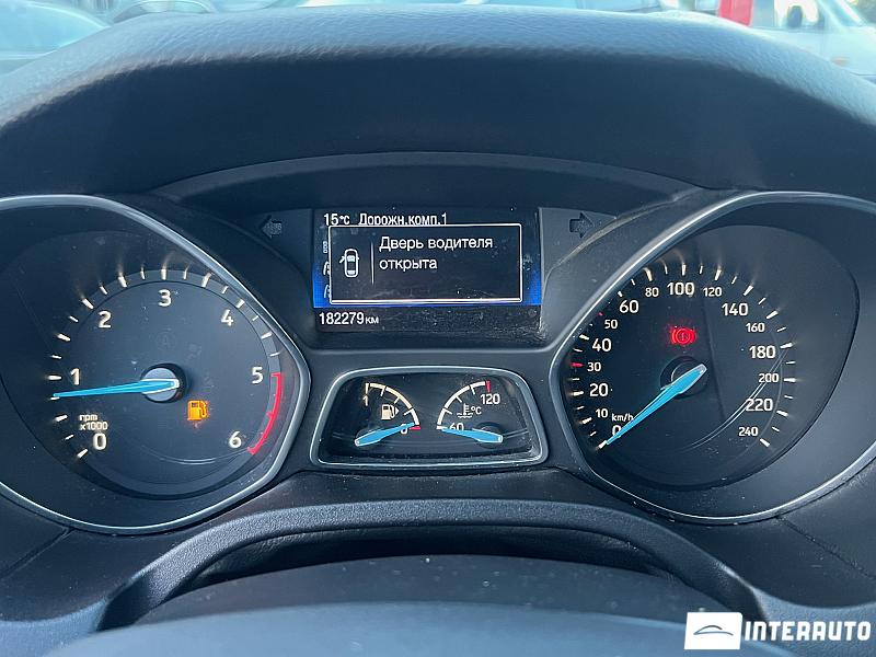 Ford Focus 20 automobil-interauto