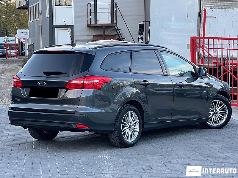 Ford Focus 14 automobil-interauto