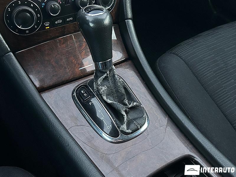 Mercedes C 180 21 automobil-interauto