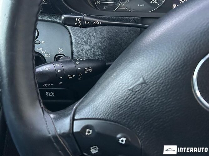 Mercedes C 180 33 interauto-car