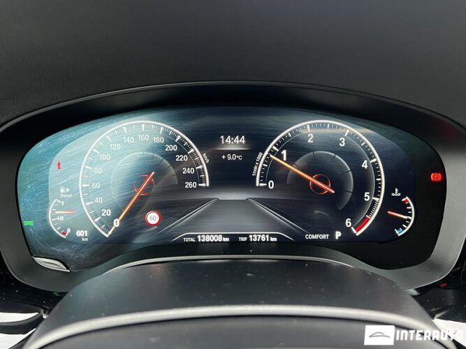 BMW 520 43 interauto-car