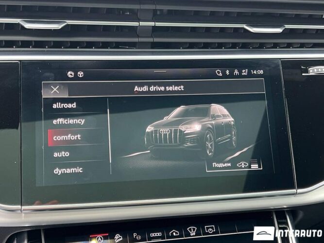 Audi Q7 47 interauto-car