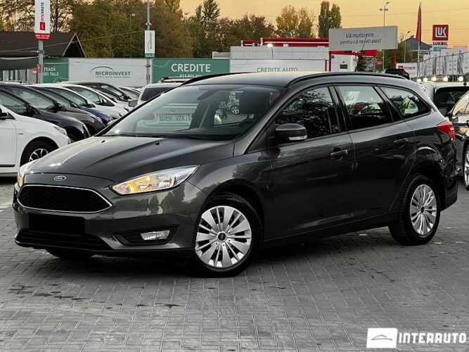 Ford Focus 29 interauto-car