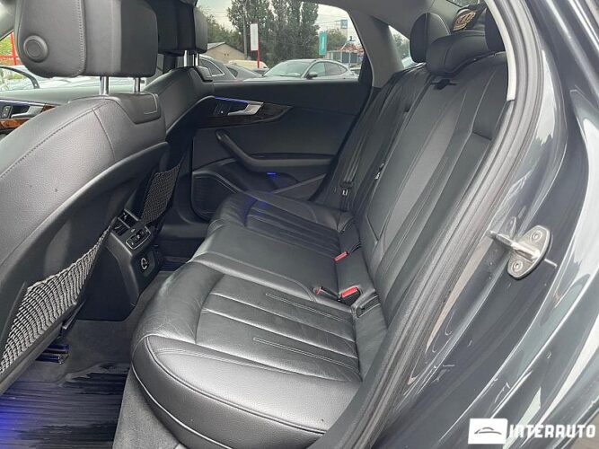 Audi A4 51 interauto-car