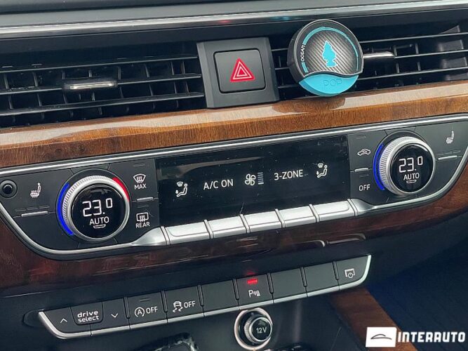 Audi A4 46 interauto-car