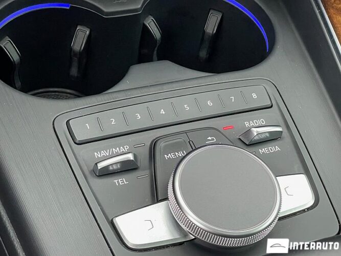 Audi A4 48 interauto-car