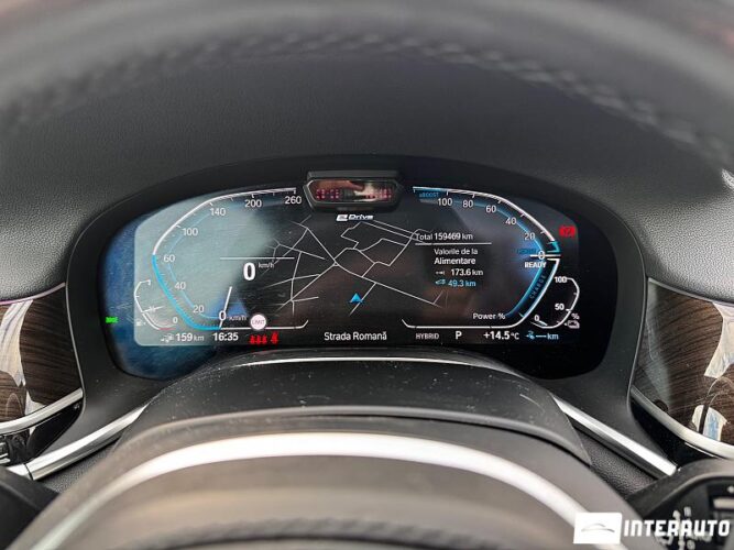 BMW 745e 44 interauto-car