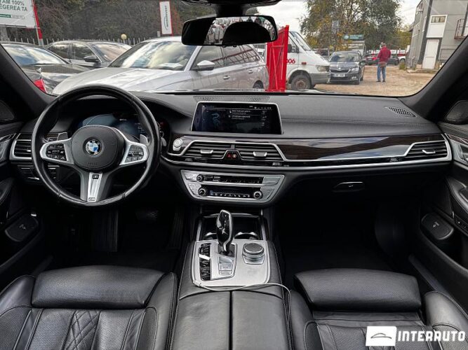 BMW 745e 43 interauto-car