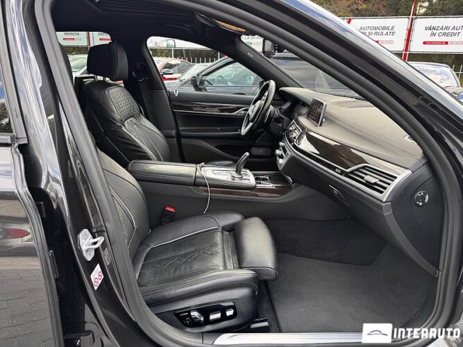 BMW 745e 41 interauto-car