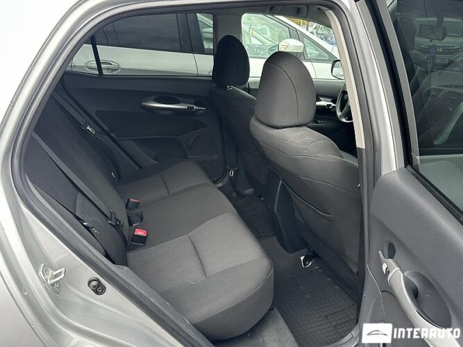 Toyota Auris 38 interauto-car