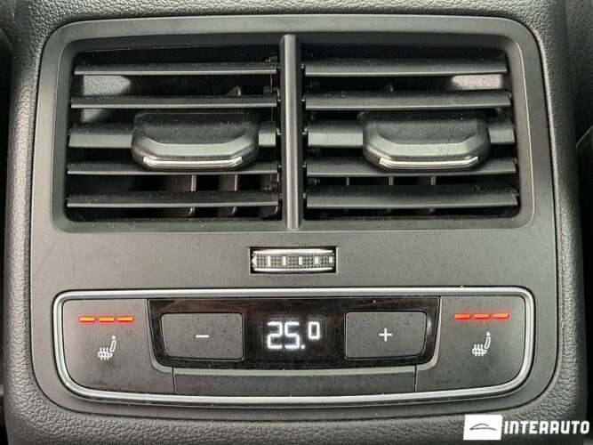 Audi A5 52 interauto-car