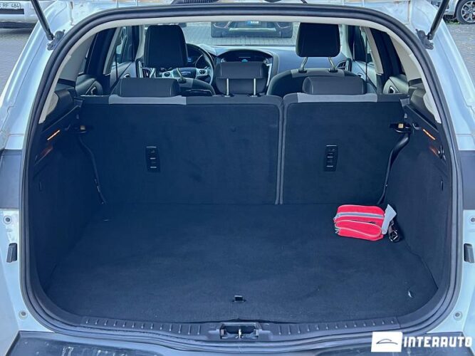 Ford Focus 31 interauto-car