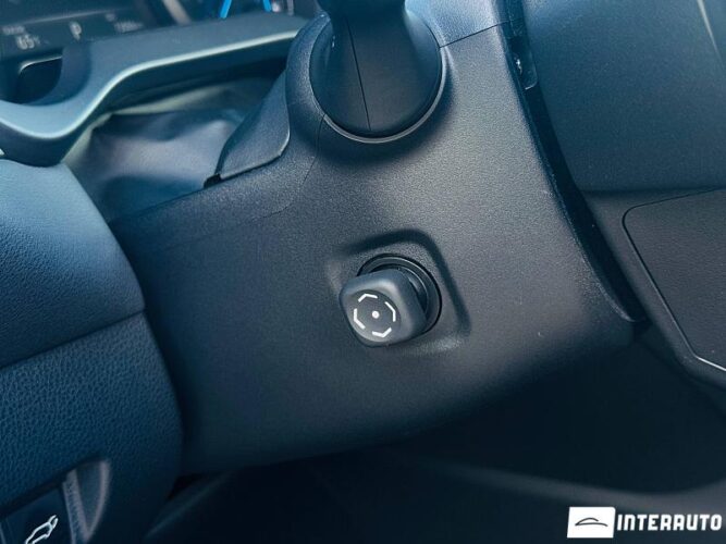 Toyota Venza 39 interauto-car