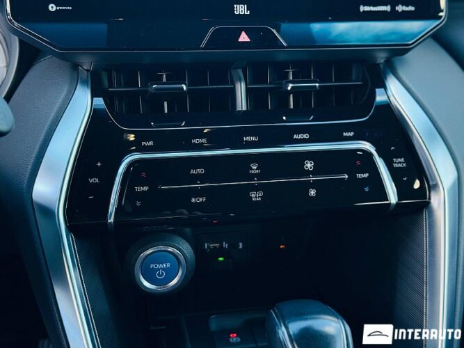 Toyota Venza 45 interauto-car