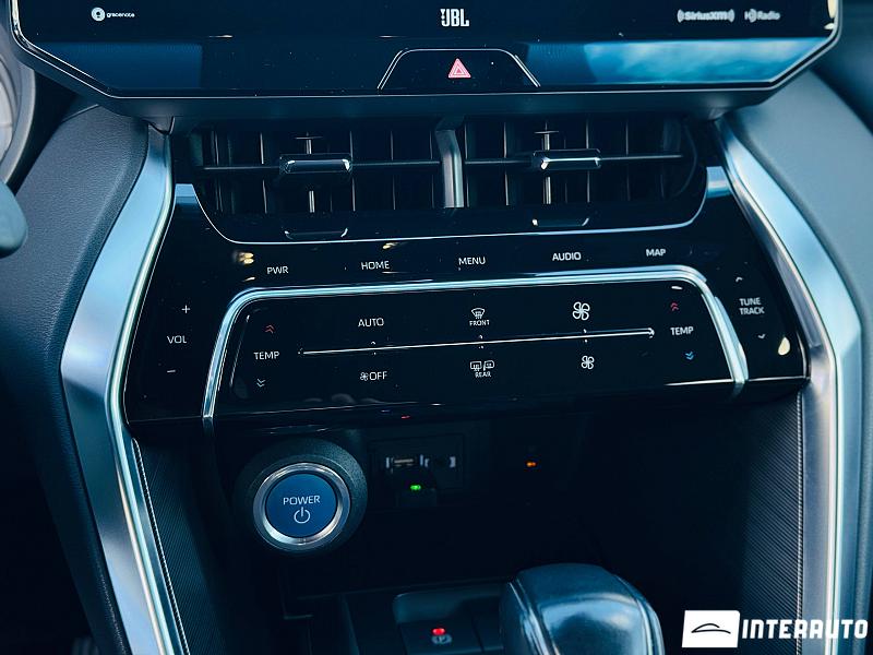 Toyota Venza 23 automobil-interauto