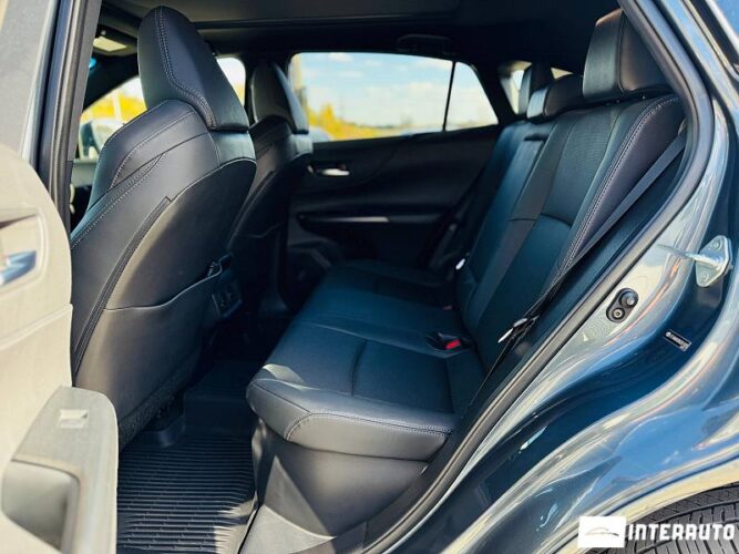 Toyota Venza 47 interauto-car