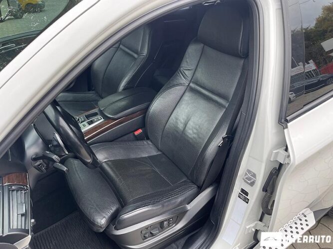 BMW X6 M5.0D 44 interauto-car