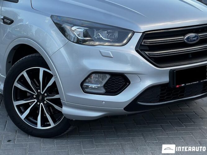 Ford Kuga 48 interauto-car