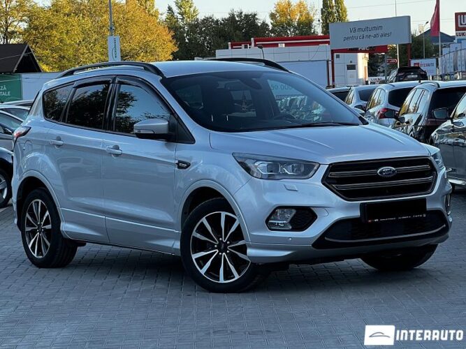 Ford Kuga 35 interauto-car