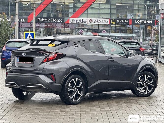 Toyota C-HR 31 interauto-car
