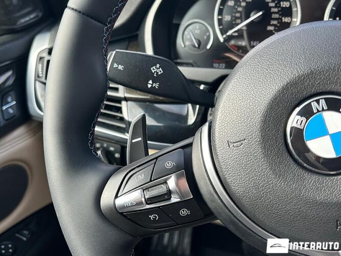 BMW X5 3.5i 44 interauto-car